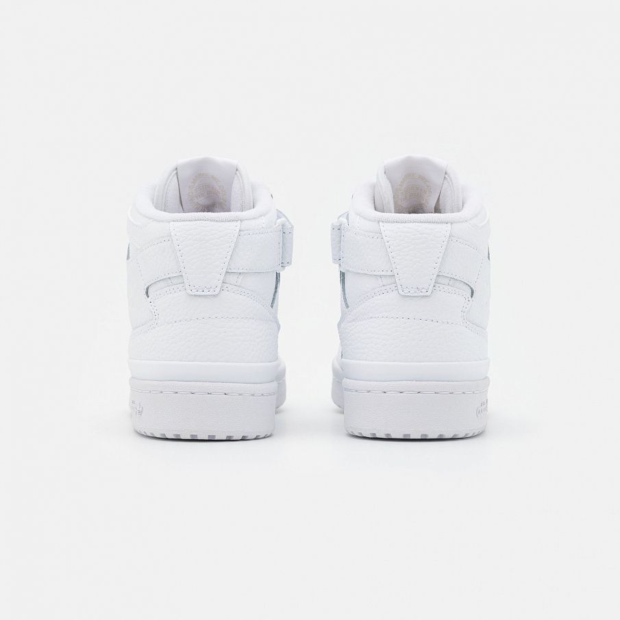 Фото № 3 с приближением к товару «‎Adidas Forum »