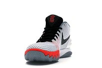 Фото № 4 с приближением к товару «‎Nike Kyrie 1 Infrared»