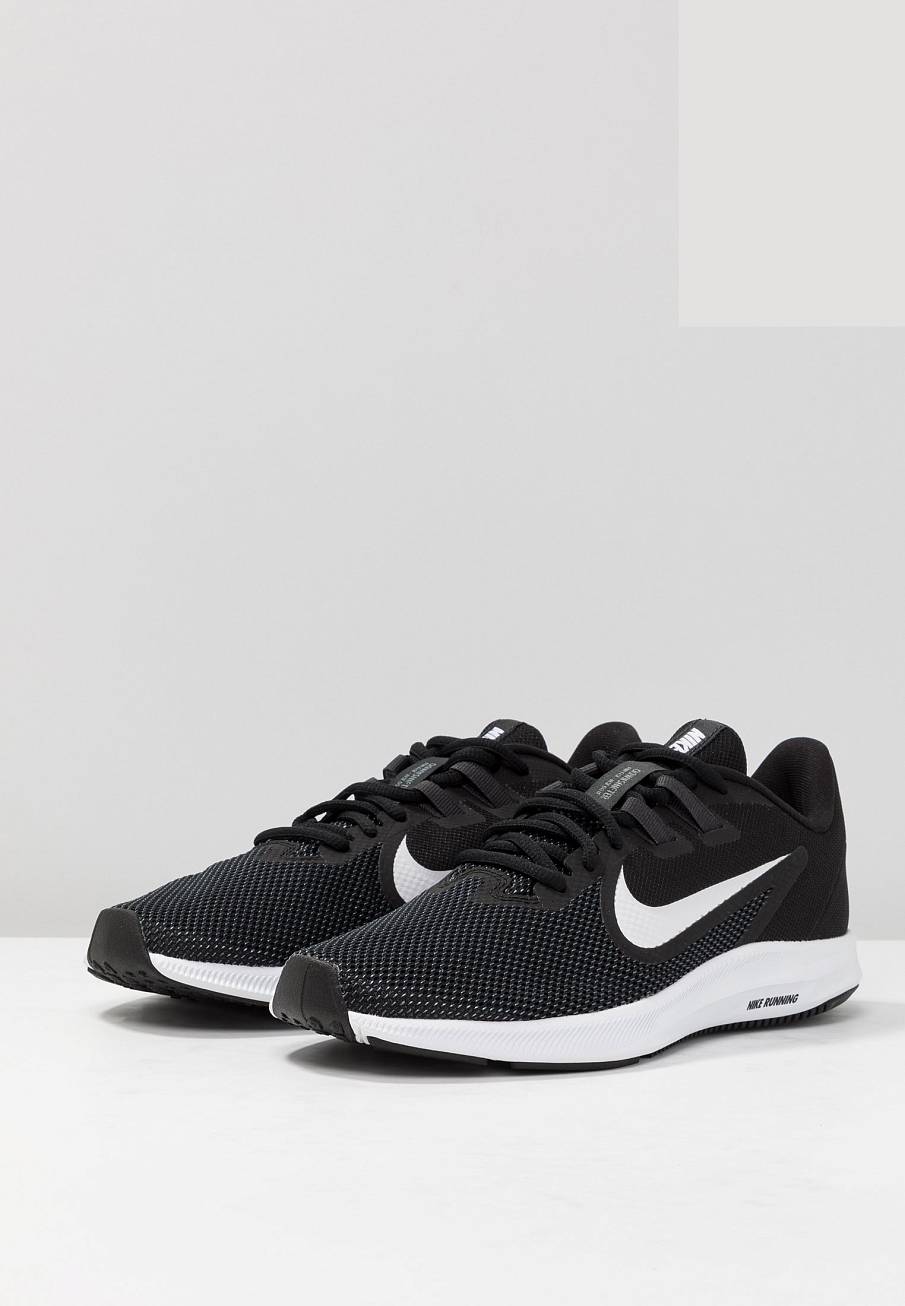 Фото № 3 с приближением к товару «‎Nike Downshifter»