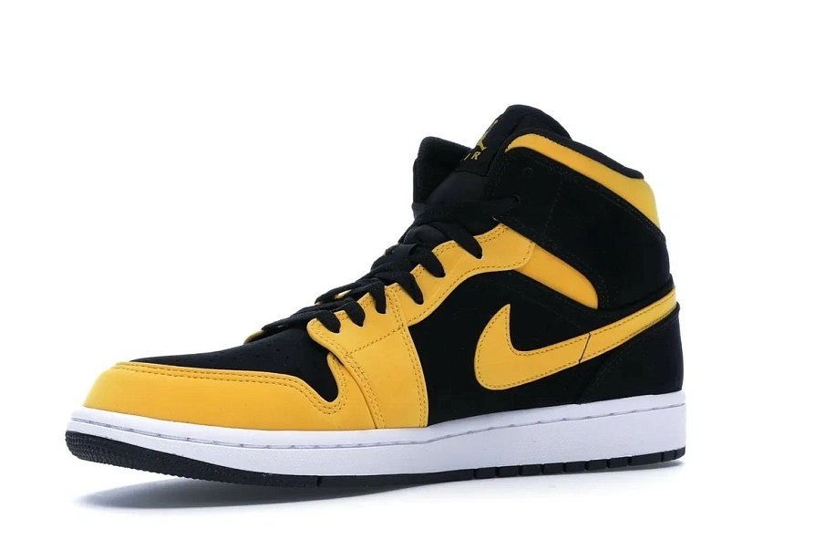 Фото № 2 с приближением к товару «‎Jordan 1 Mid Reverse New Love»