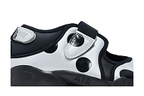 Фото № 3 с приближением к товару «‎Nike Women's Air Rift Polka Dots Black Metallic Silver»