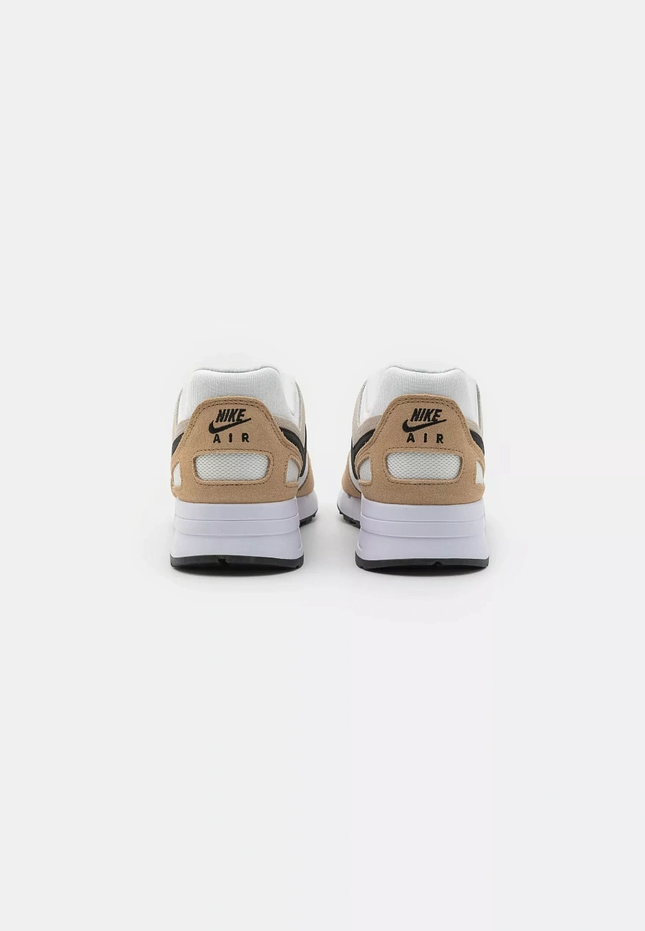 Фото № 4 с приближением к товару «‎NIKE AIR PEGASUS '89 CP»