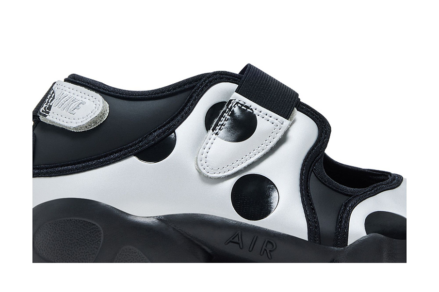 Фото № 3 с приближением к товару «‎Nike Women's Air Rift Polka Dots Black Metallic Silver»