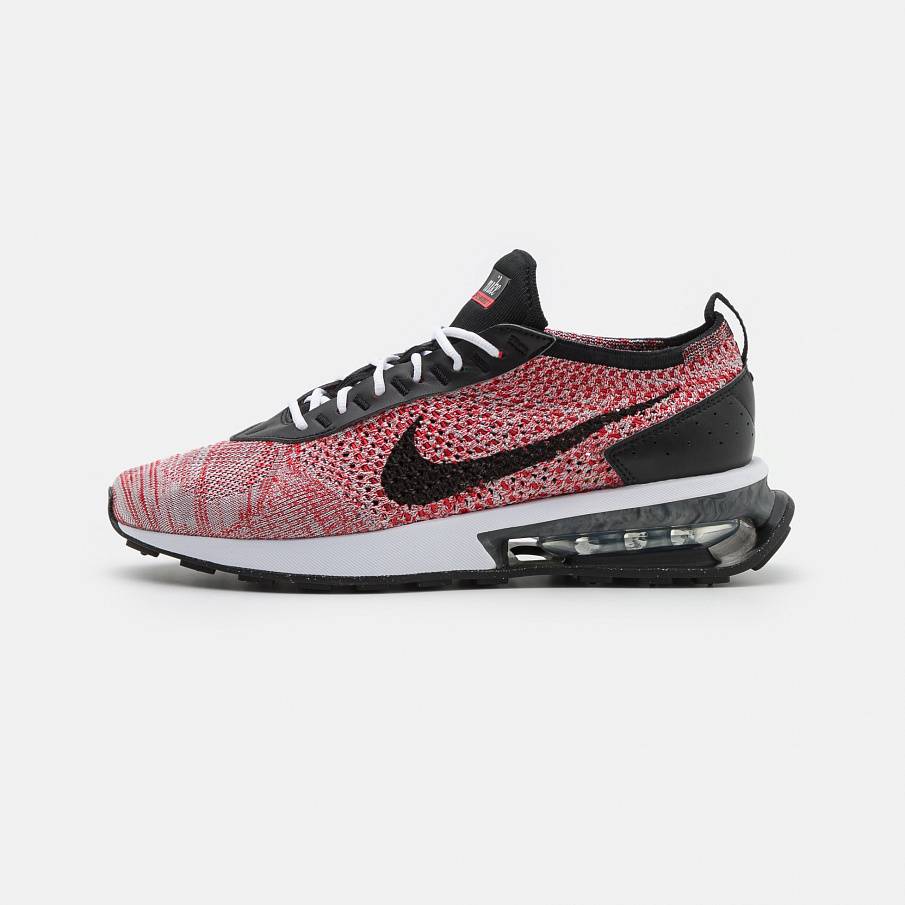 Фото № 1 с приближением к товару «‎Nike Air Max Flyknit Racer NN »
