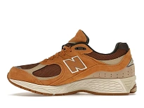 Фото № 3 с приближением к товару «‎New Balance 2002R»