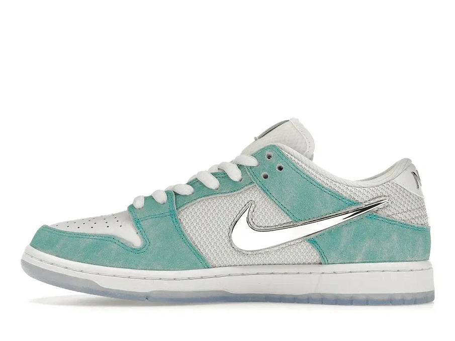 Фото № 3 с приближением к товару «‎Nike SB Dunk Low April Skateboards»