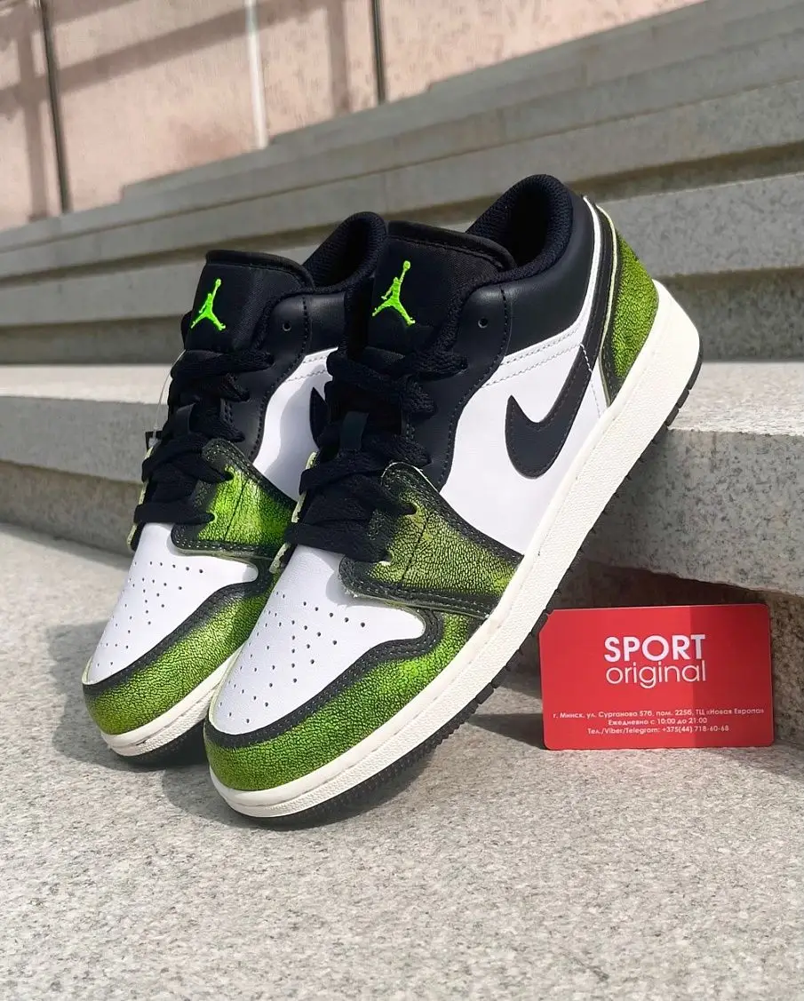 Фото № 1 с приближением к товару «‎Air Jordan 1 Low (DO8244-003)»