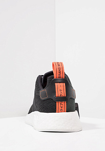 Фото № 4 с приближением к товару «‎Adidas Nmd_r2 »