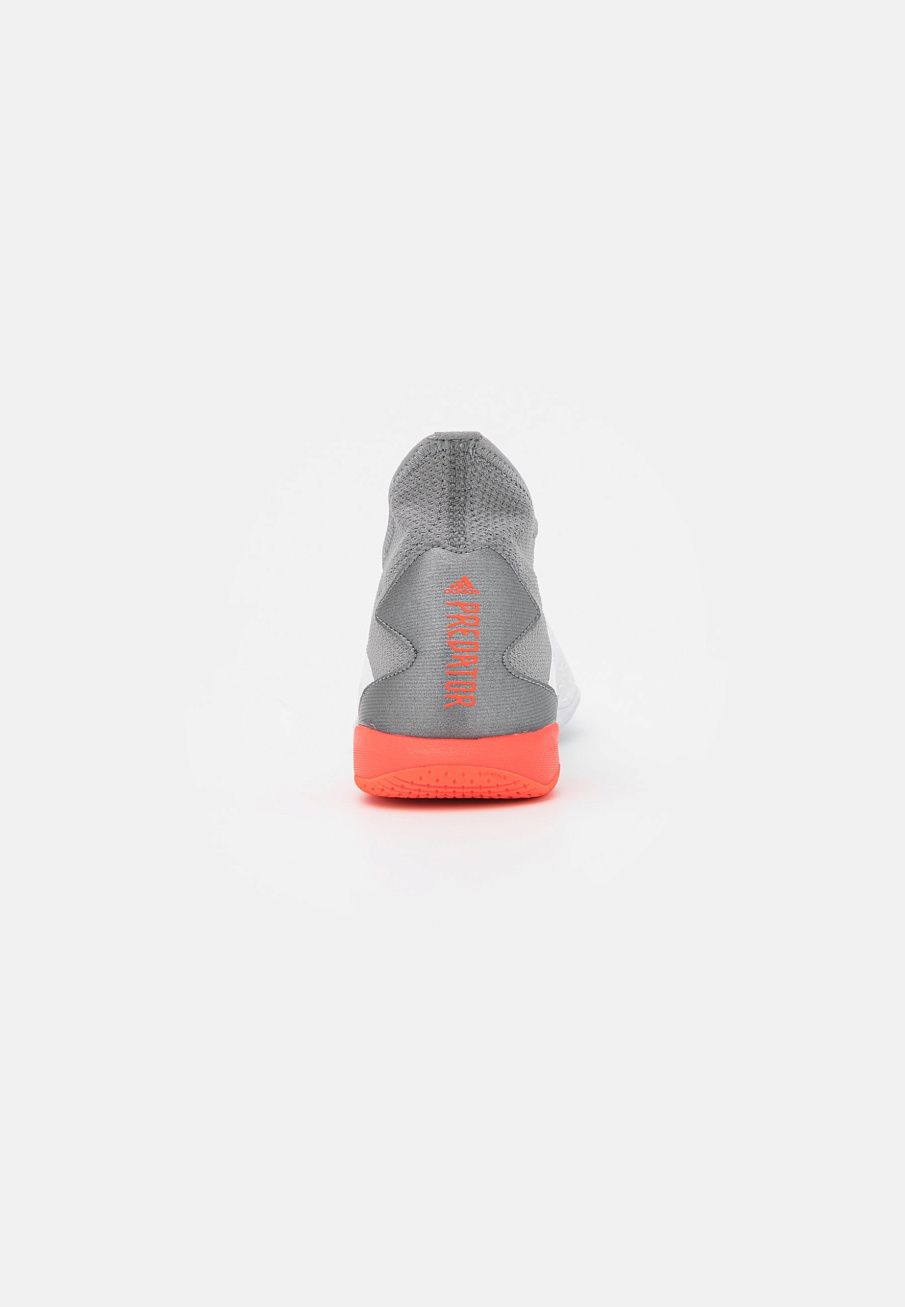 Фото № 3 с приближением к товару «‎Adidas Freak .3 IN »