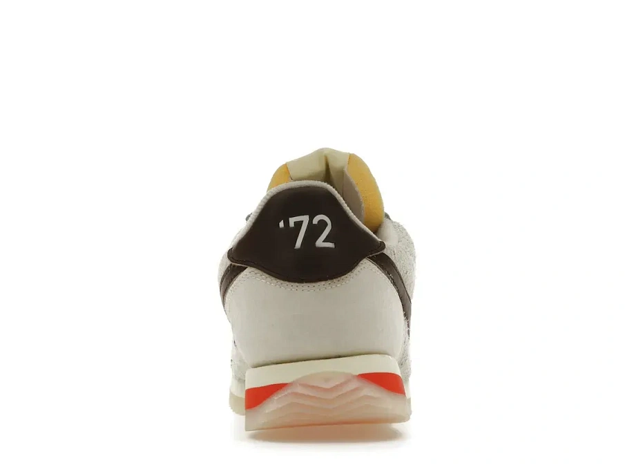 Фото № 4 с приближением к товару «‎Nike Cortez Light Orewood Brown »