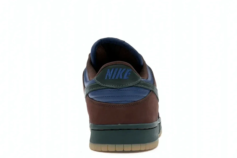 Фото № 4 с приближением к товару «‎Nike SB Dunk Low Barf»