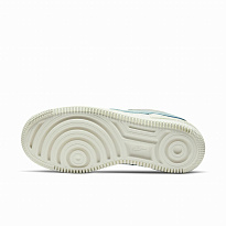 Фото № 5 с приближением к товару «‎Nike Shadow »