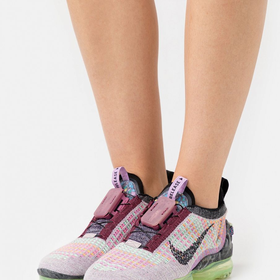 Фото № 2 с приближением к товару «‎Nike Air Max Vapormax »