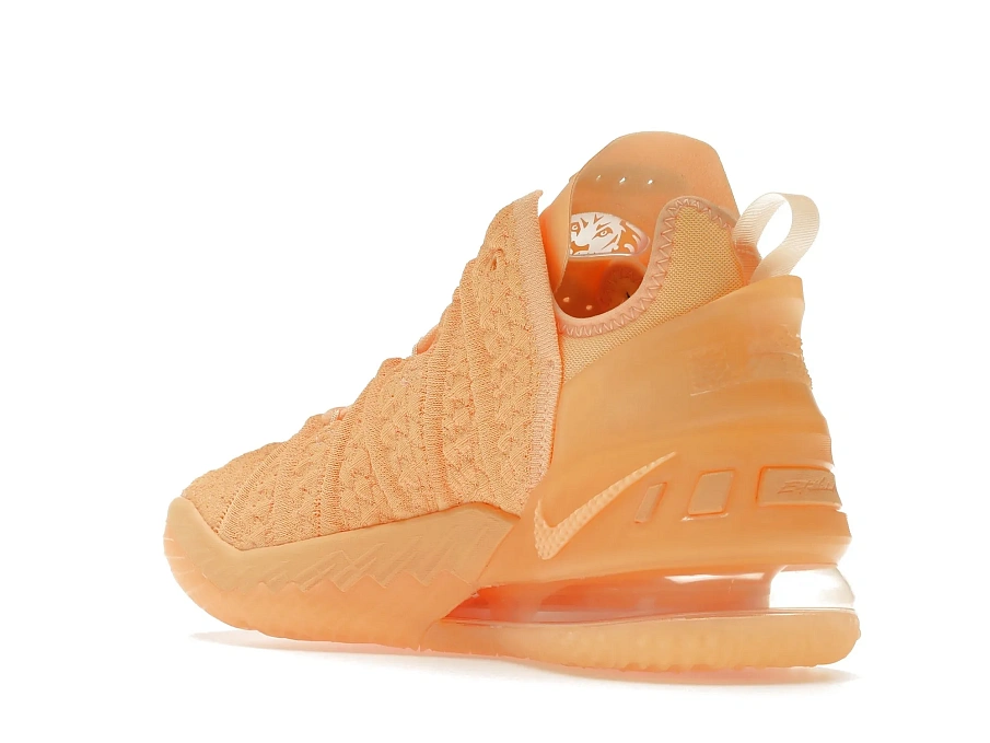 Фото № 6 с приближением к товару «‎Nike LeBron 18 Melon Tint»