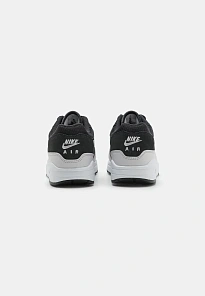 Фото № 3 с приближением к товару «‎AIR MAX 1 »