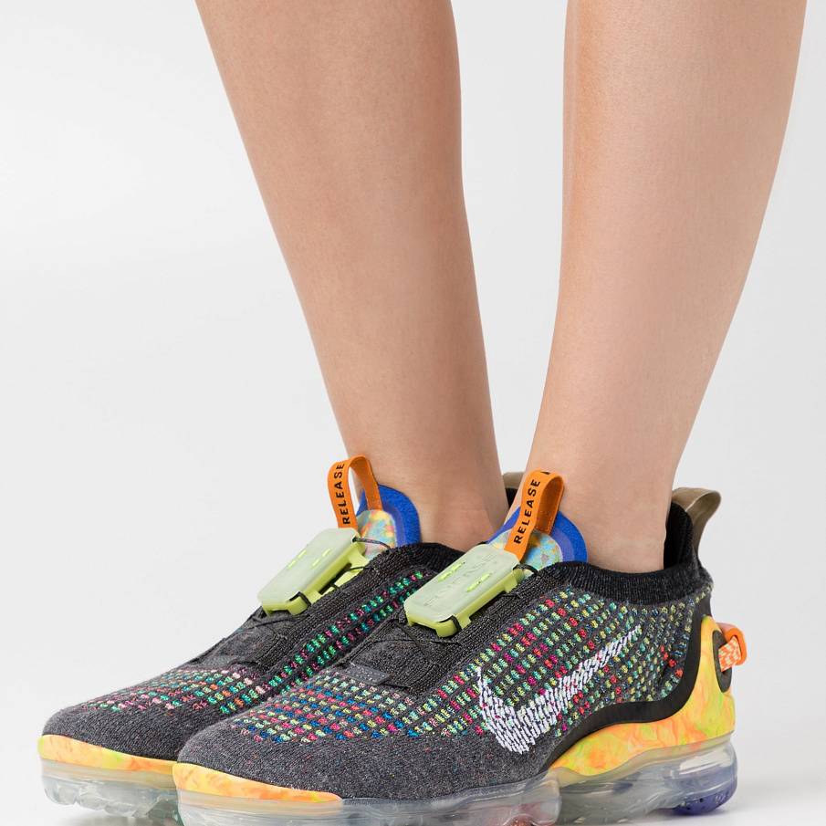 Фото № 4 с приближением к товару «‎Nike Air Max Vapormax »