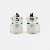 Фото № 3 с приближением к товару «‎Nike Air Force 1 React 40th »