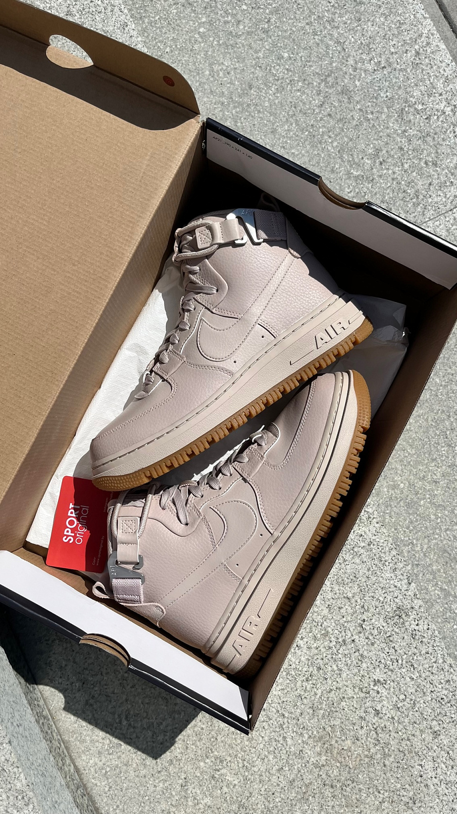 Фото № 1 с приближением к товару «‎Nike Air Force 1 Utility 2.0»