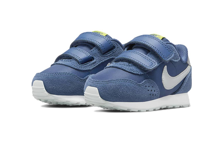 Фото № 3 с приближением к товару «‎TD Nike MD Valiant Running shoes»