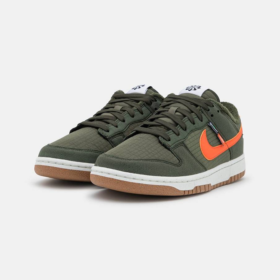 Фото № 2 с приближением к товару «‎Nike Dunk Retro »