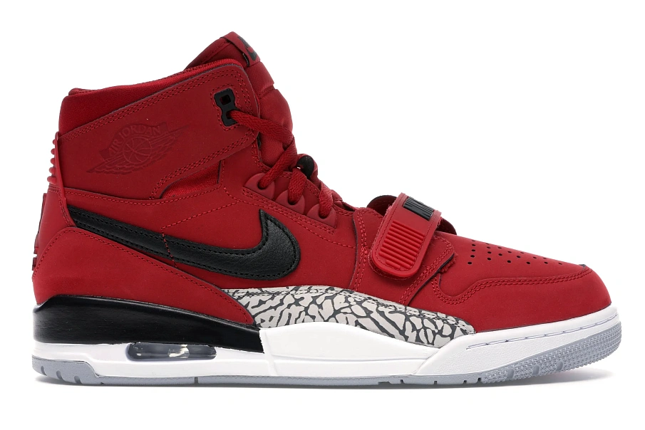 Фото № 1 с приближением к товару «‎Jordan Legacy 312 Toro»