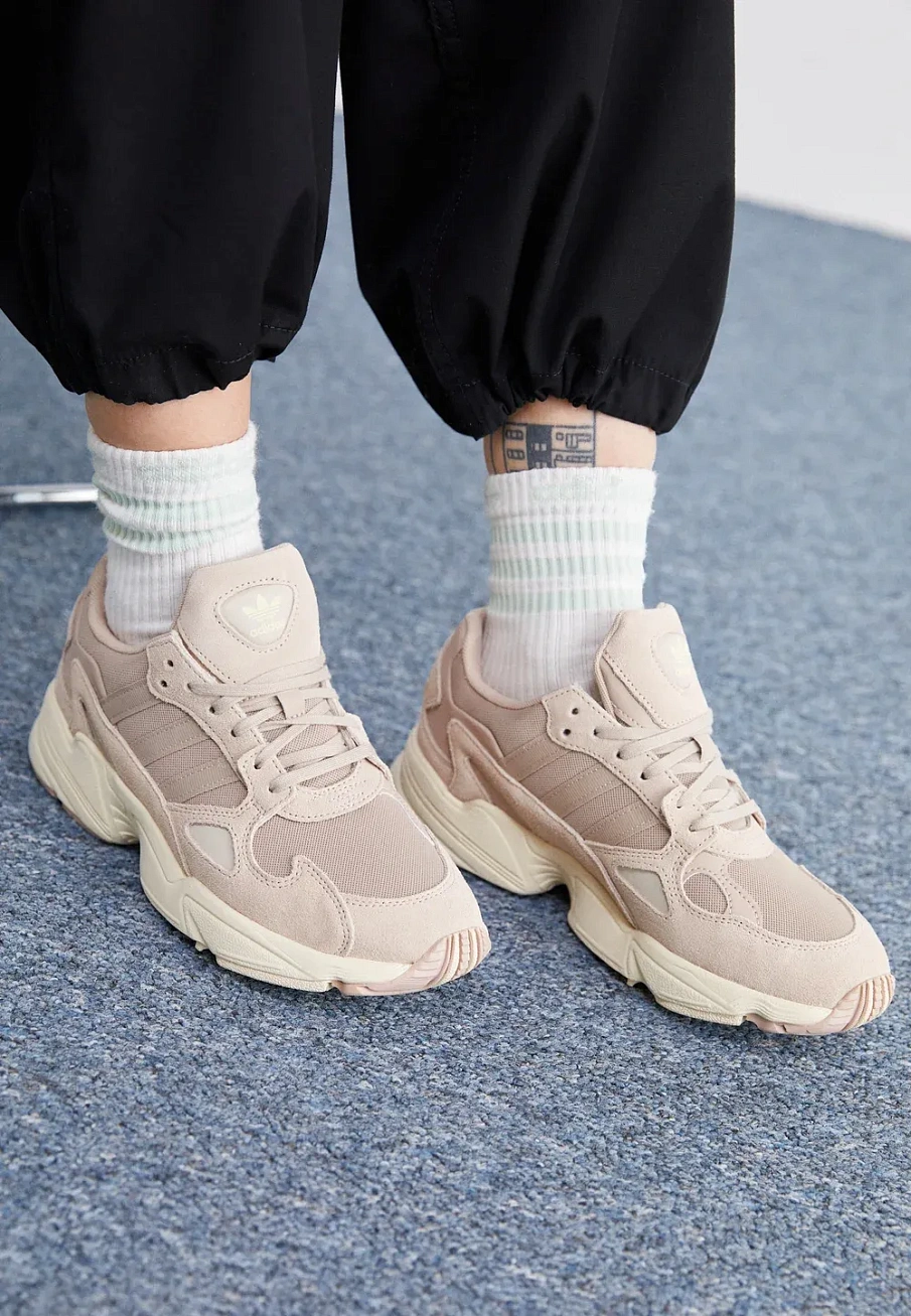 Фото № 2 с приближением к товару «‎Кроссовки Adidas spad111a2bj-b11-n»