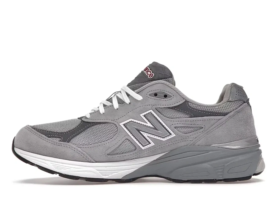 Фото № 3 с приближением к товару «‎New Balance 990v3»