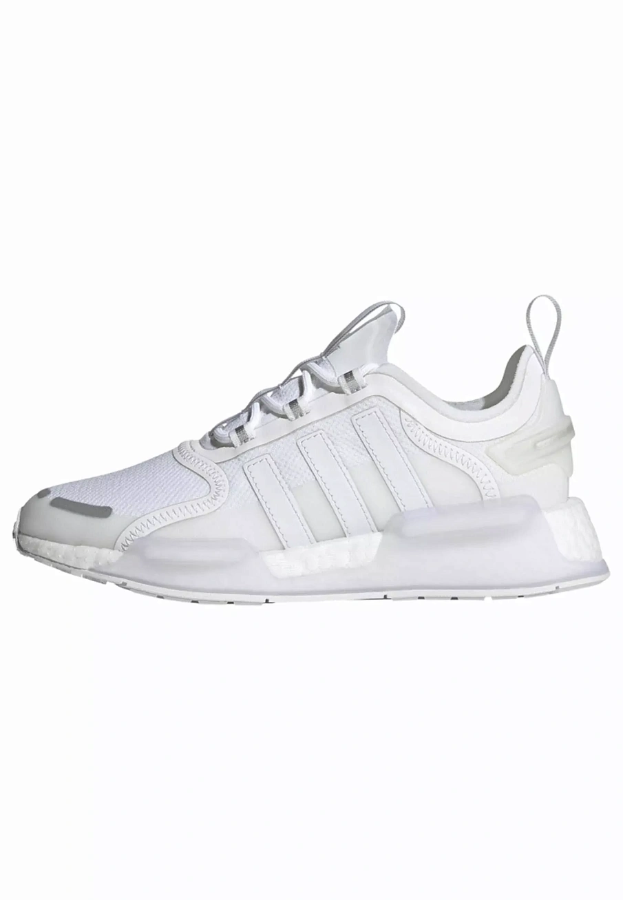 Фото № 1 с приближением к товару «‎NMD V3»