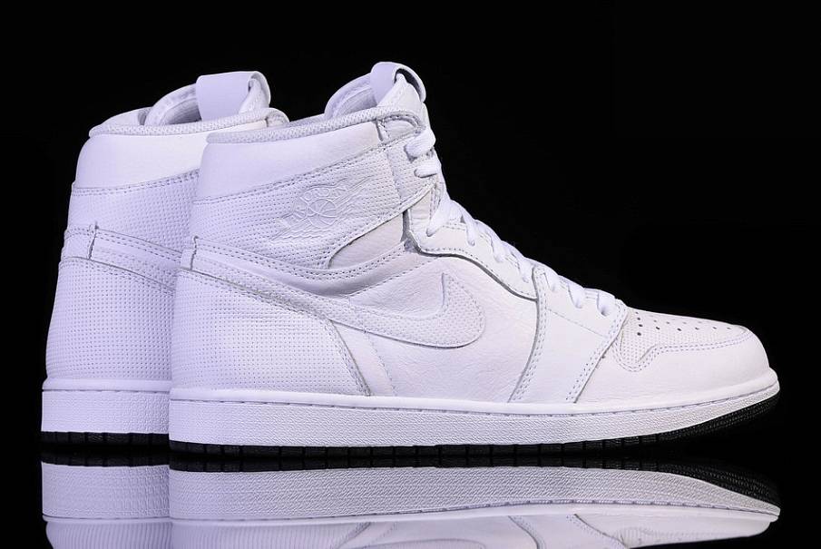 Фото № 2 с приближением к товару «‎Nike Air Jordan 1 Retro OG Perforated Pack »