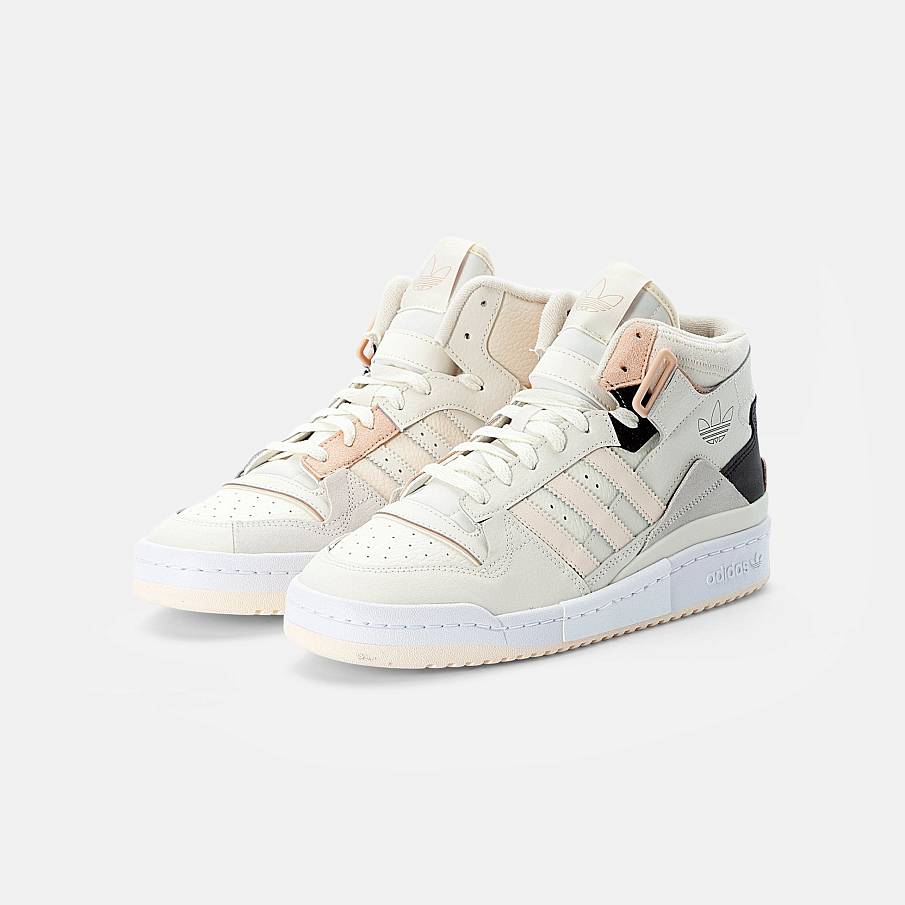 Фото № 4 с приближением к товару «‎Adidas Forum Exhibit »
