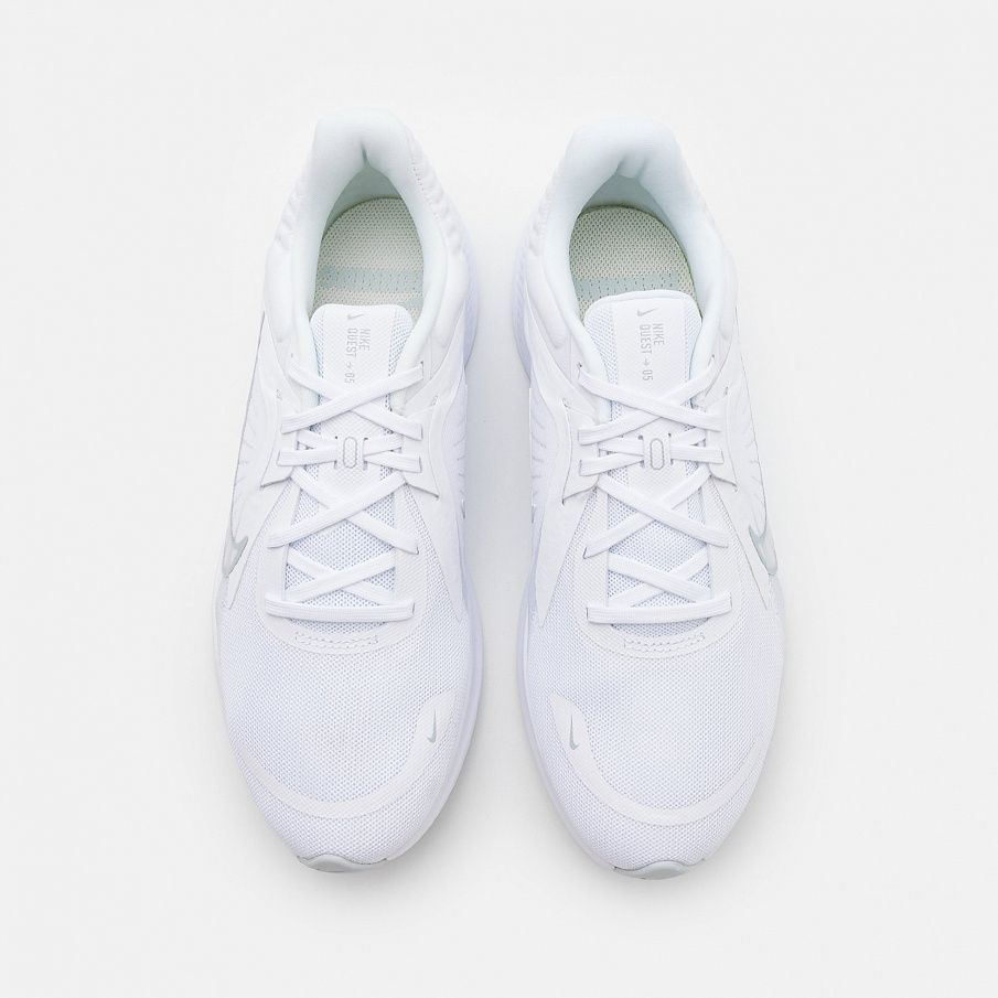 Фото № 4 с приближением к товару «‎Nike Quest 5»