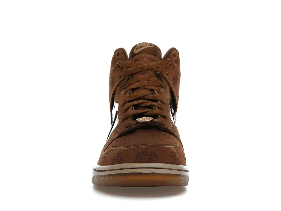 Фото № 2 с приближением к товару «‎Nike Dunk High Mighty Crown Bison»