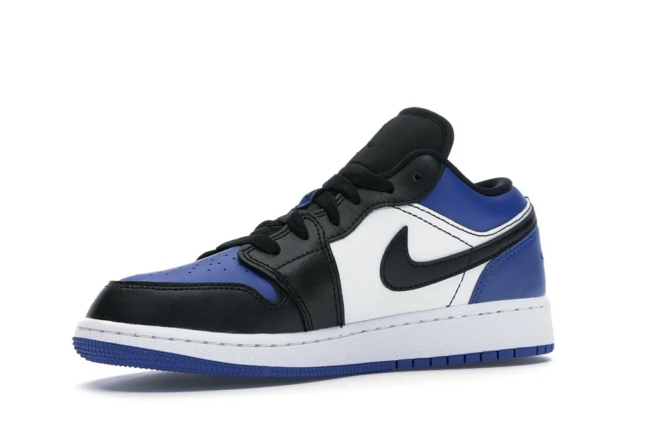 Фото № 4 с приближением к товару «‎Jordan 1 Low Royal Toe »