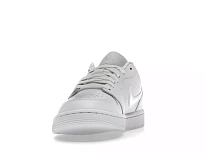 Фото № 5 с приближением к товару «‎Jordan 1 Low Triple White (2022) »