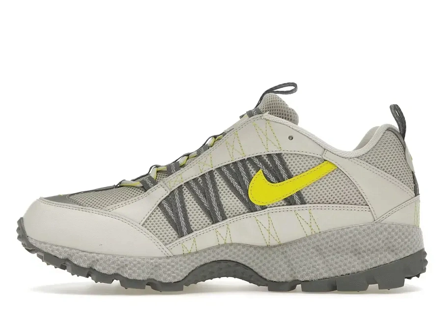 Фото № 3 с приближением к товару «‎Nike Air Humara»