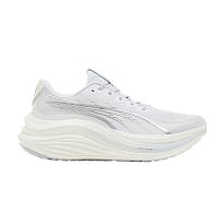 Фото № 1 с приближением к товару «‎Puma MagMax Nitro White Silver (310088-04)»