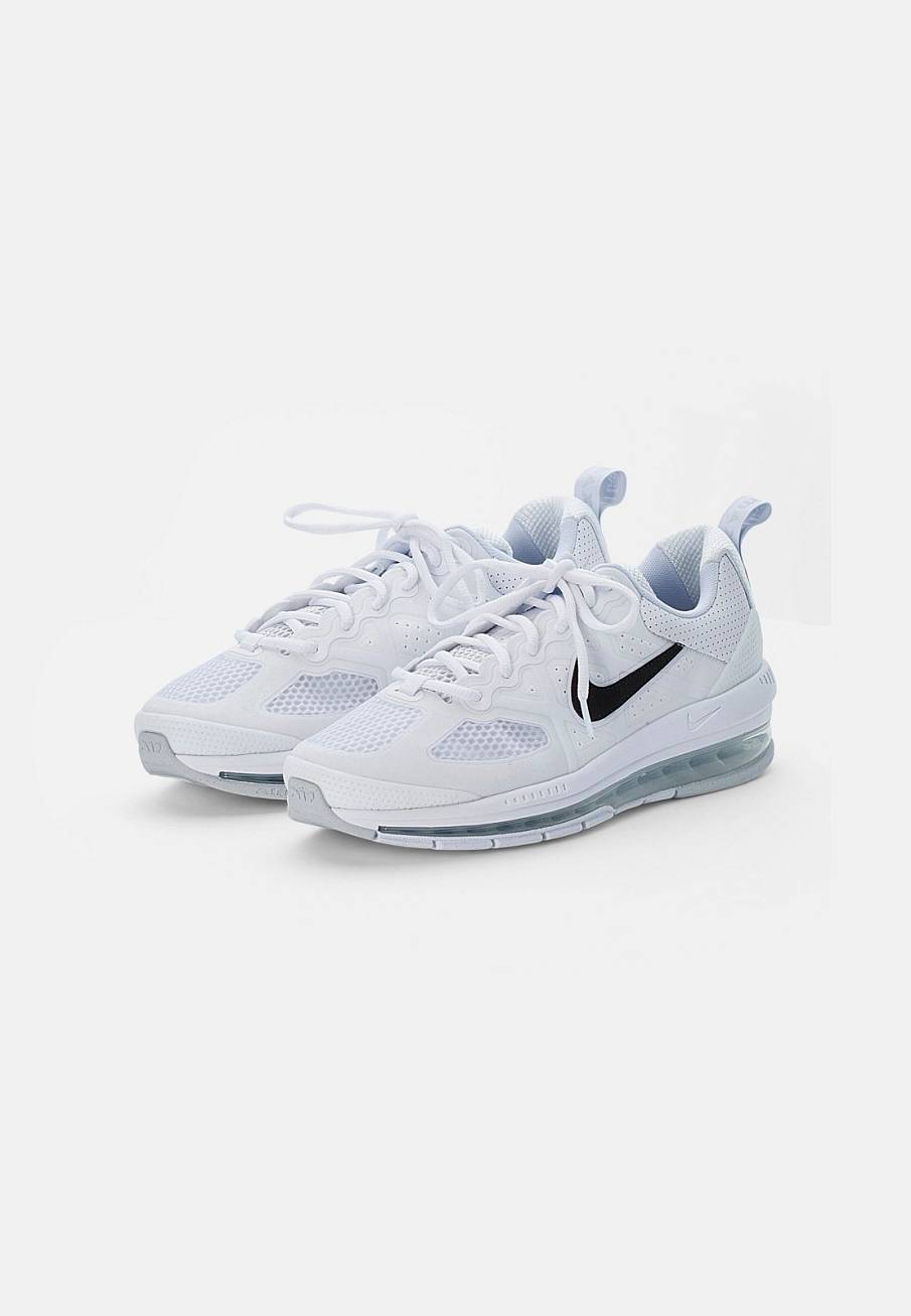 Фото № 1 с приближением к товару «‎Nike Air Max Genome »