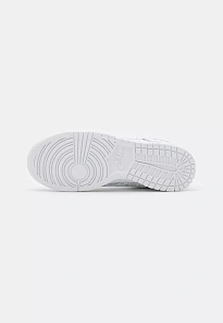 Фото № 4 с приближением к товару «‎W DUNK LOW ESS»