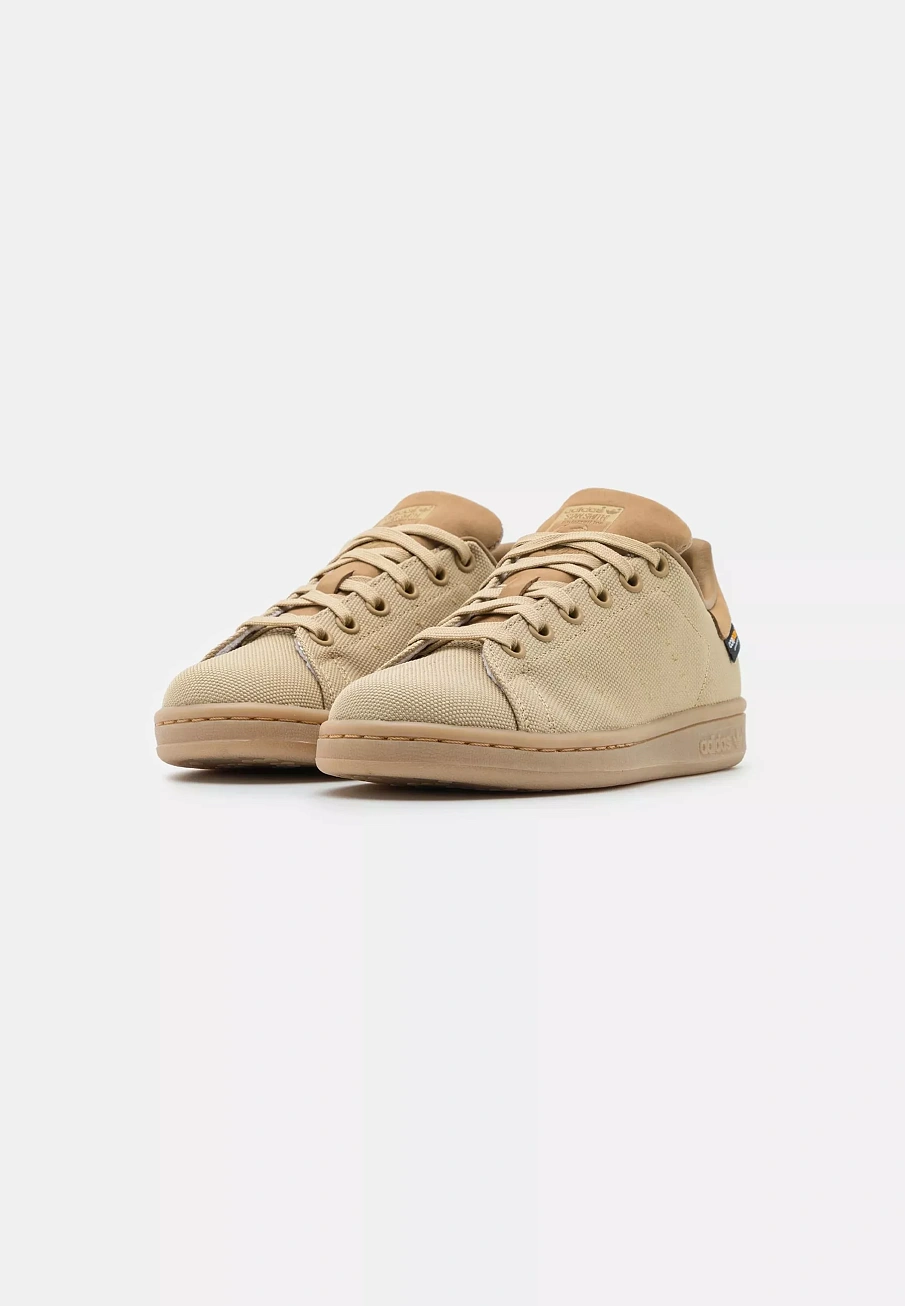 Фото № 3 с приближением к товару «‎STAN SMITH UNISEX»