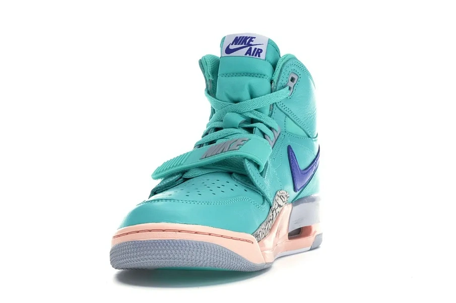 Фото № 2 с приближением к товару «‎Jordan Legacy 312 Hyper Jade»