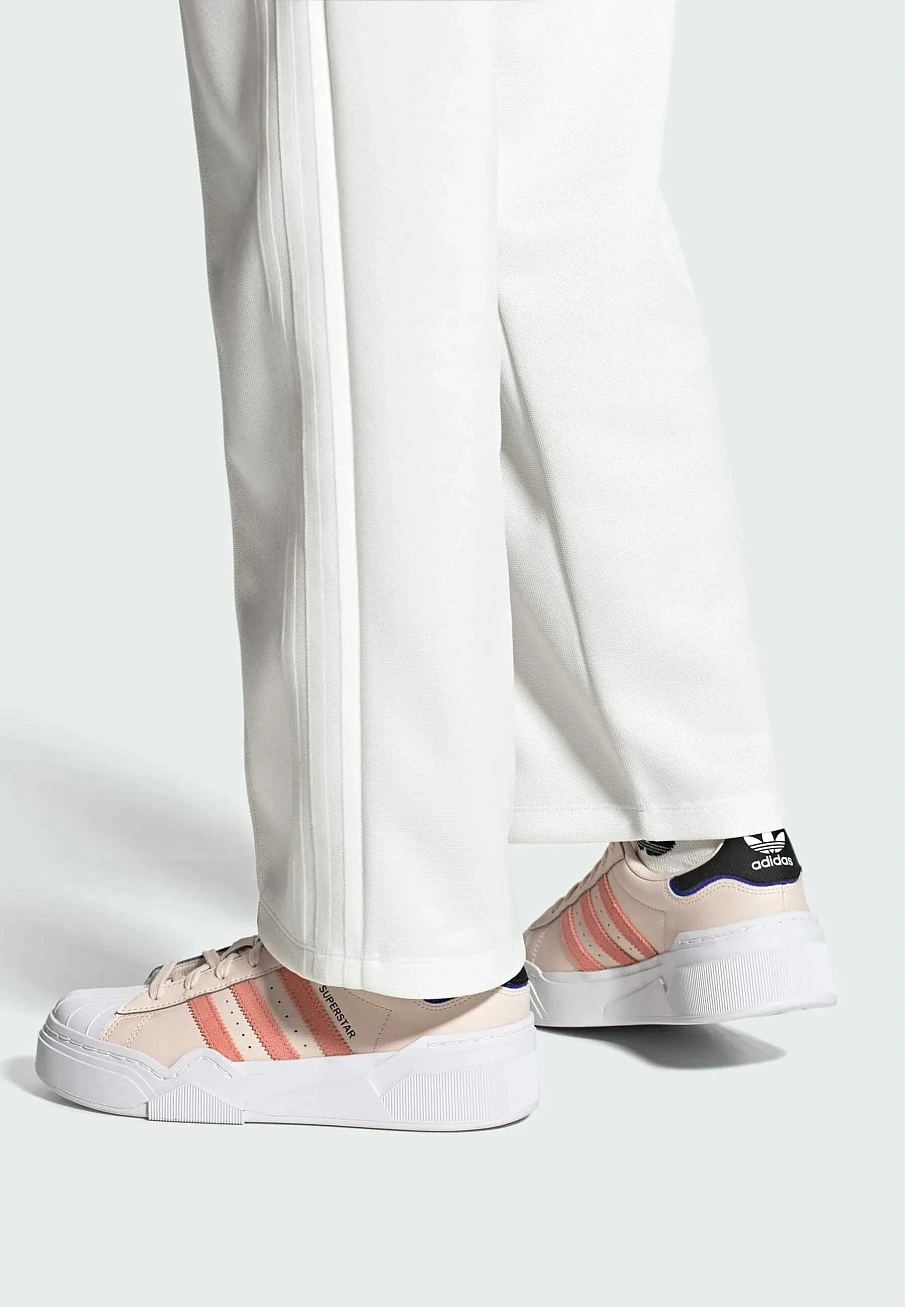 Фото № 1 с приближением к товару «‎Кроссовки Adidas SPAD111A2IN-J11-N»