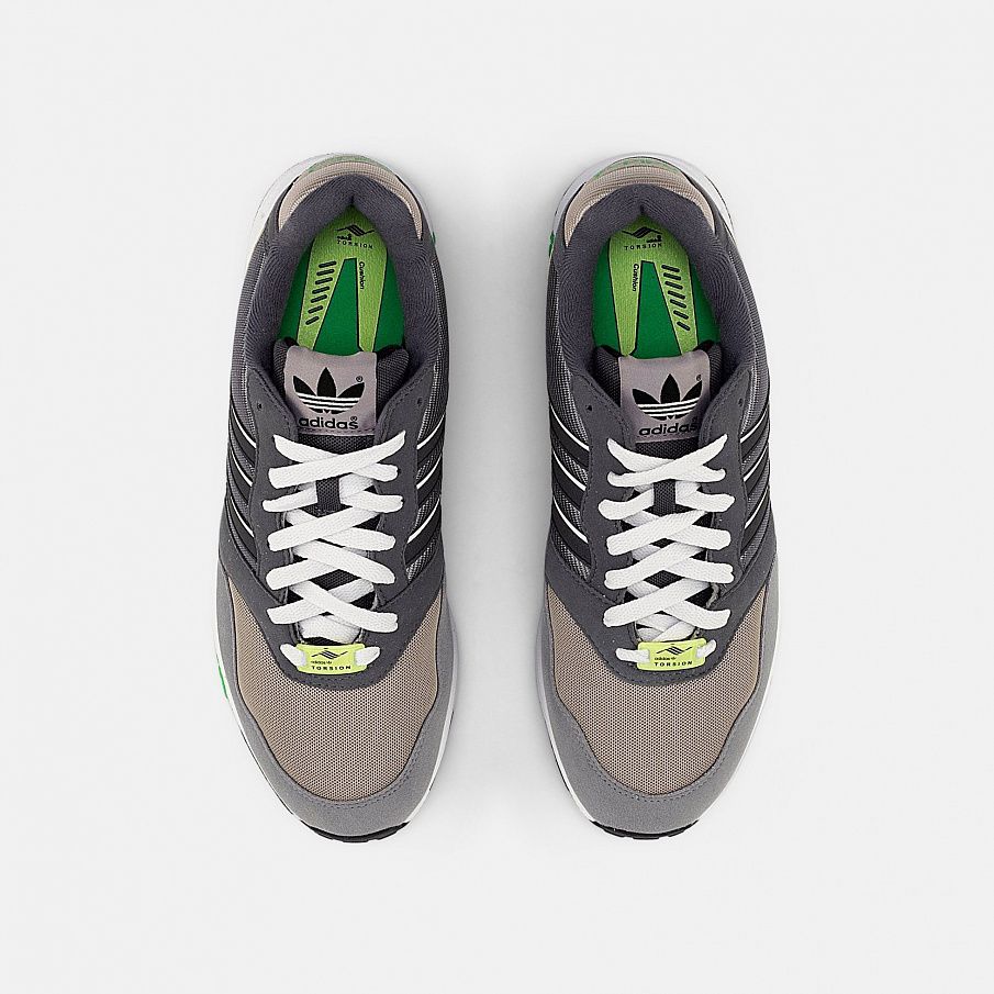 Фото № 4 с приближением к товару «‎Adidas ZX 1000 »