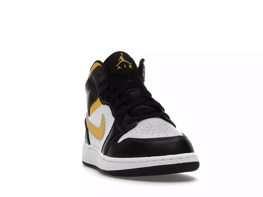 Фото № 6 с приближением к товару «‎Jordan 1 Mid White Pollen Black »