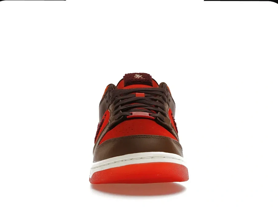 Фото № 2 с приближением к товару «‎Nike Dunk Low Retro PRM Year of the Rabbit Light Crimson (2023)»