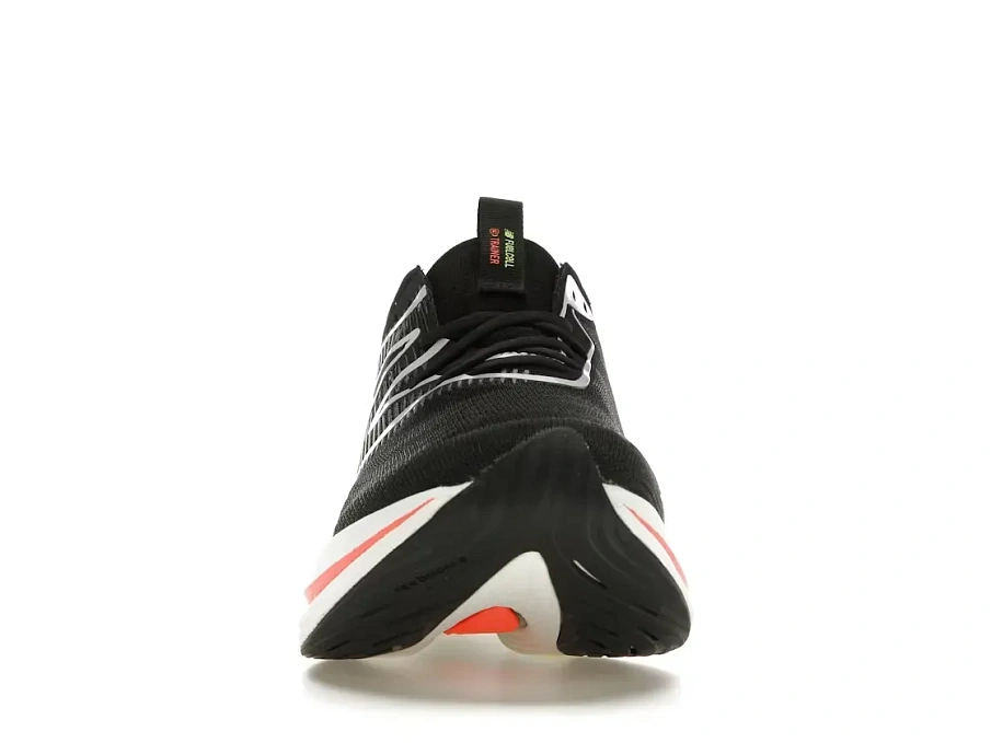 Фото № 2 с приближением к товару «‎New Balance FuelCell SuperComp»
