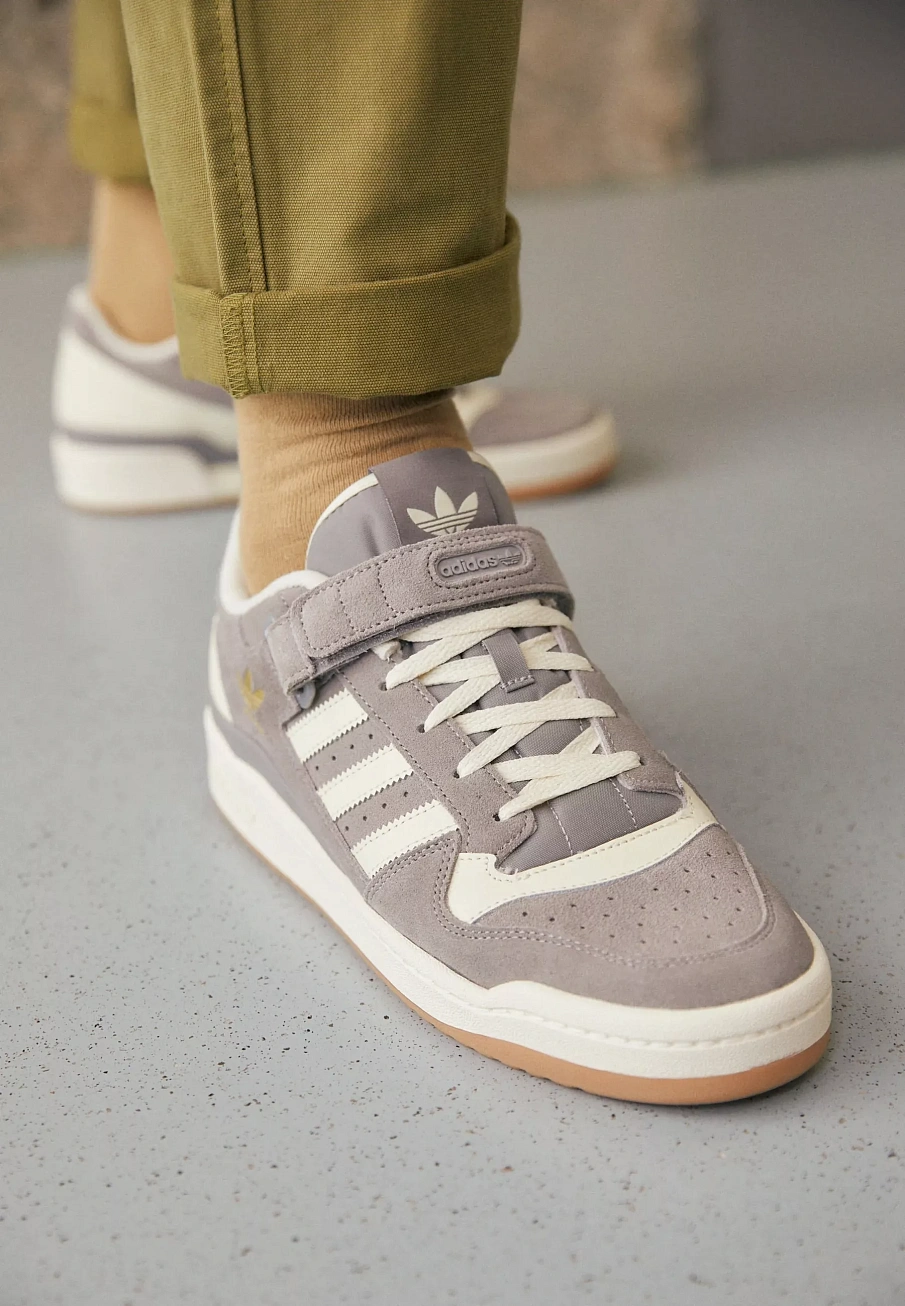 Фото № 3 с приближением к товару «‎FORUM LOW UNISEX»