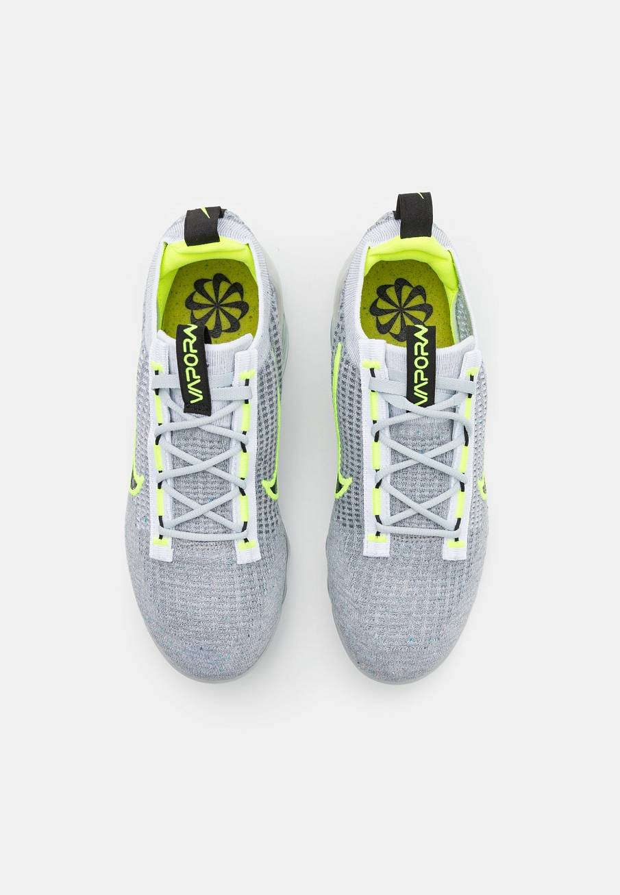Фото № 3 с приближением к товару «‎Nike Air Vapormax 2021 FK »