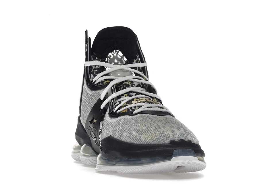 Фото № 4 с приближением к товару «‎Nike LeBron 19 Royalty»
