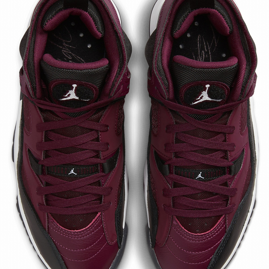 Фото № 3 с приближением к товару «‎Jordan Wmns Jumpman Two Trey »