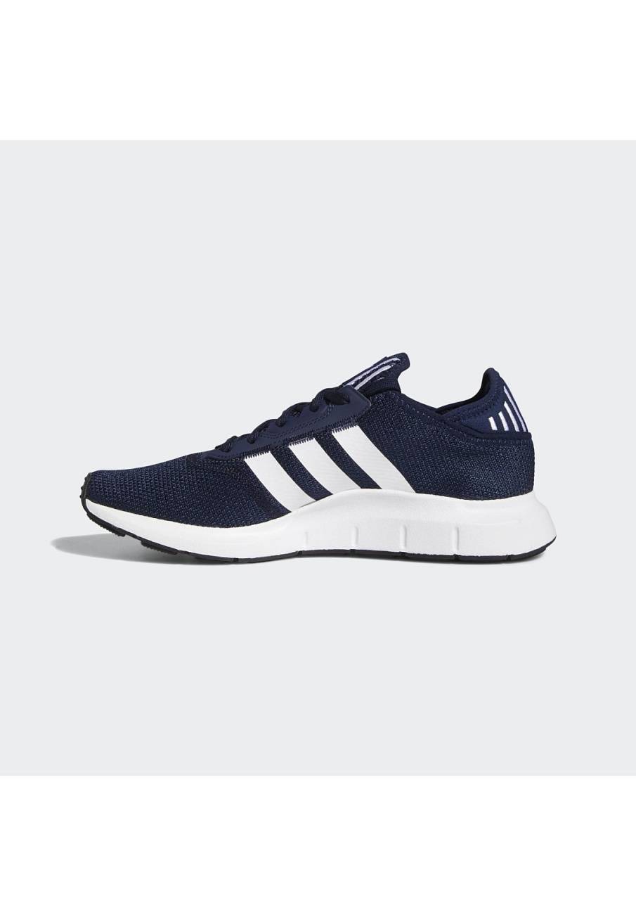 Фото № 1 с приближением к товару «‎Adidas Swift »
